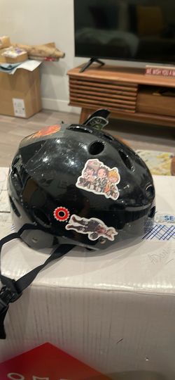 Free Kids Helmet Size Small