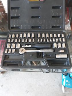 TOOL SET