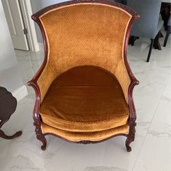 Beautiful Side Living Room Chair