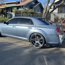 2011 Chrysler 300