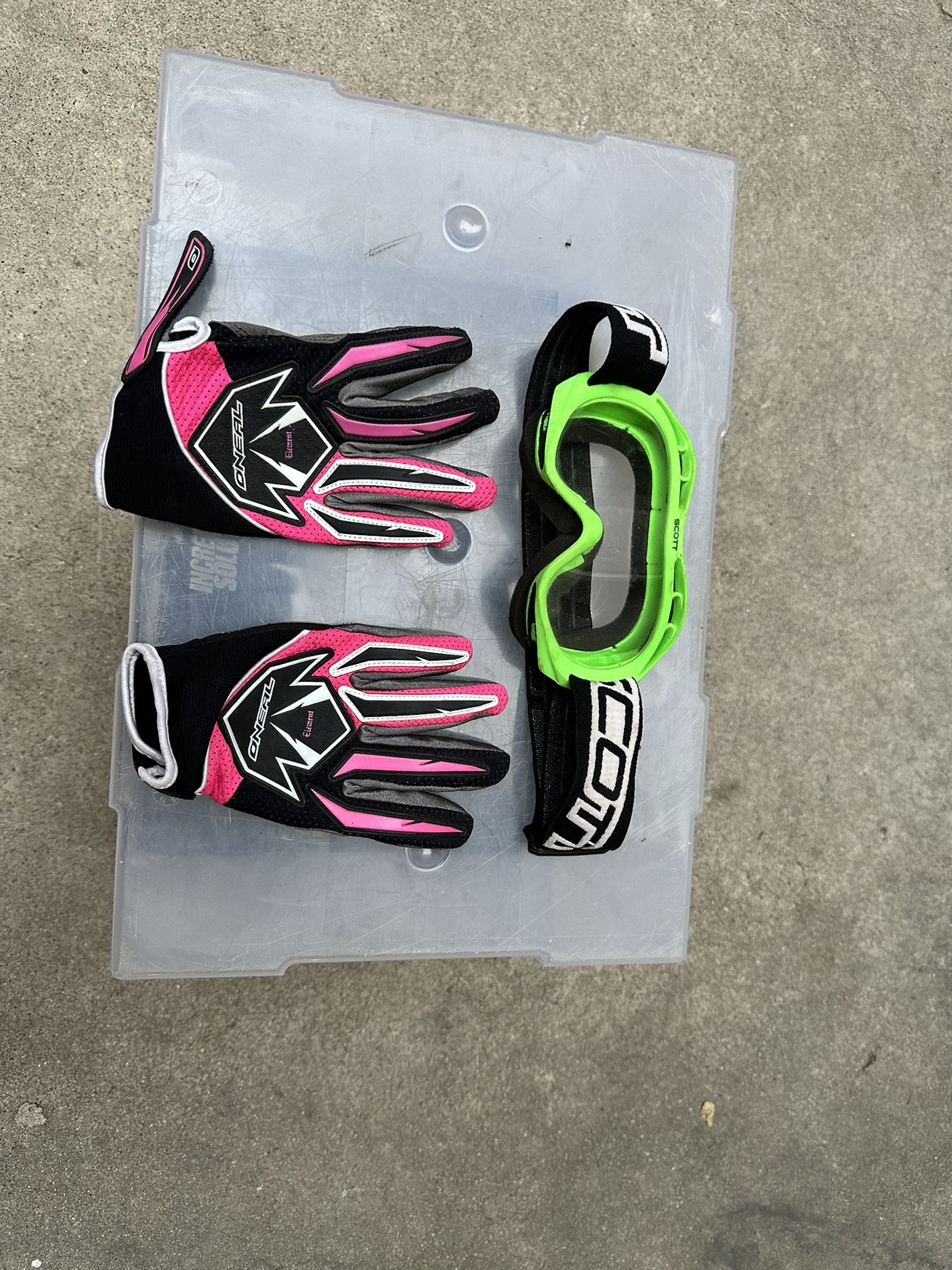 Motorcycle goggles for kid and womans gloves $10 for both 