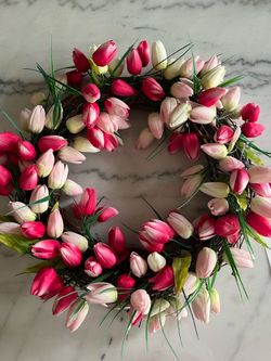 Tulip Wreath