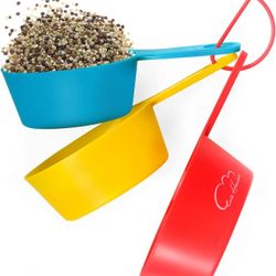 Measuring Cups Set Pics Colorful Plastic Measuring Cups Large Capacity 2 Cups 1-3/4 Cups 1-1/2 Cups for Dry Liquid Ingredient Multi-Purpose Stackable