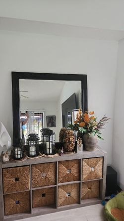 Mirrow with black frame from El Dorado furniture.
