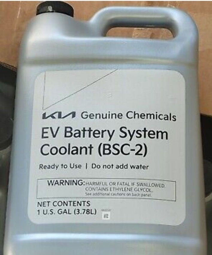 Kia Brand EV Battery System Coolant BSC-2, 1 Gallon Container.