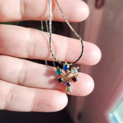 Vintage family tree necklace