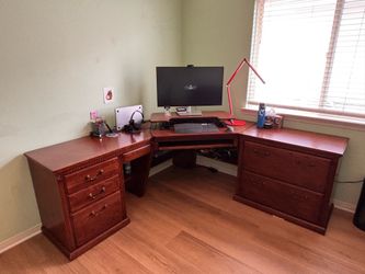 Corner Desk, solid wood, Large.