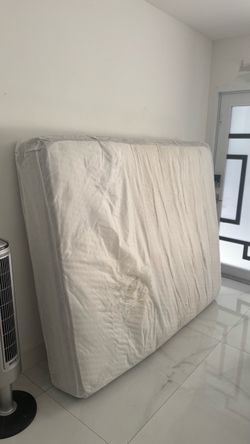 Full mattress FREE