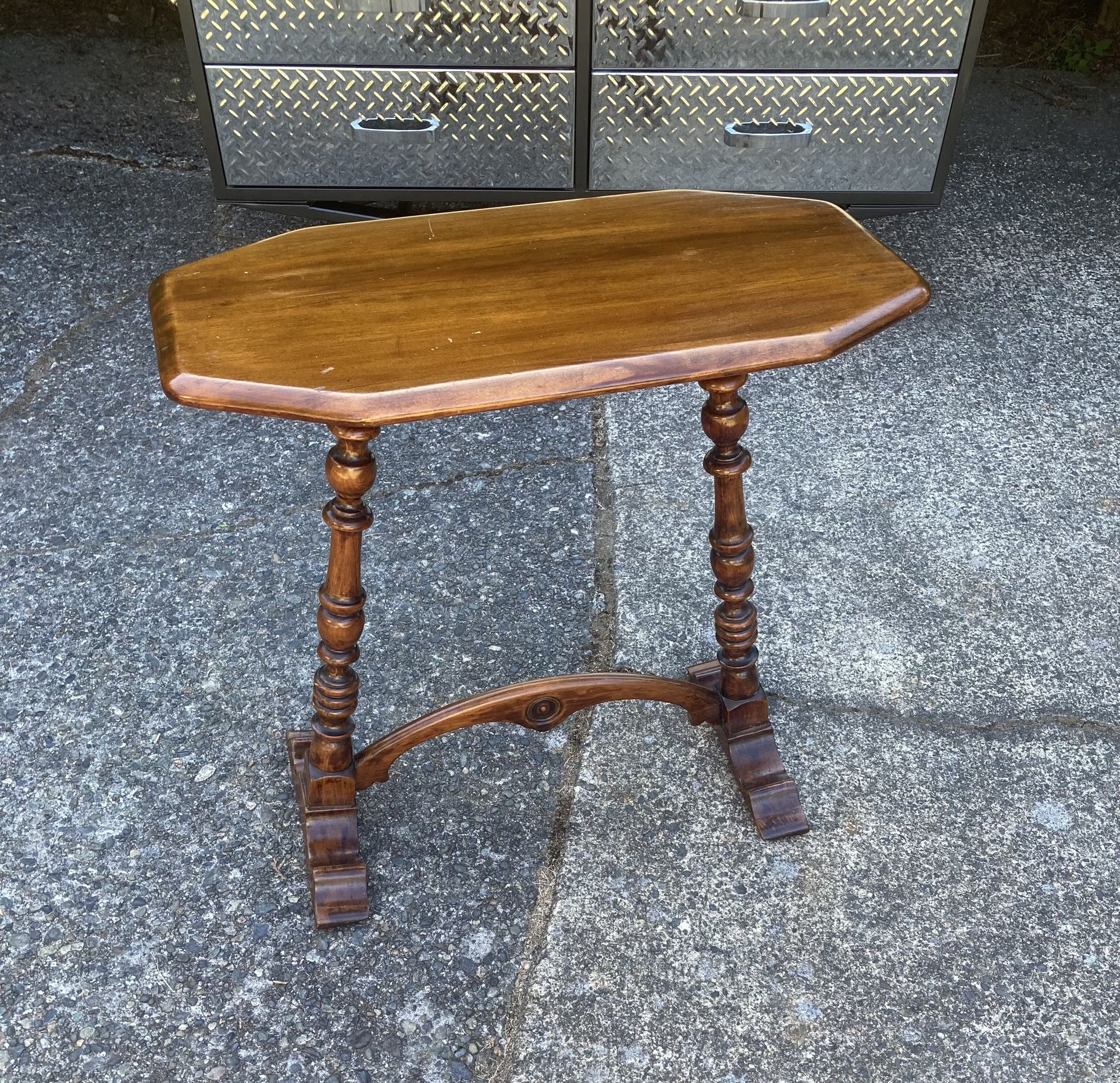 Vintage mid century end table plant stand