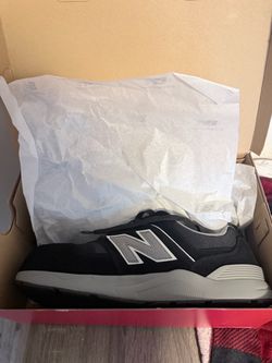 Size 13 New new balance steel toe shoes