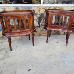 2 Mid-Century Queen Anne Style Mahogany Double Door Oval Vitrine Table, exhibitor, with serving top