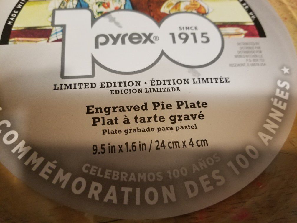 Pyrex pie plates