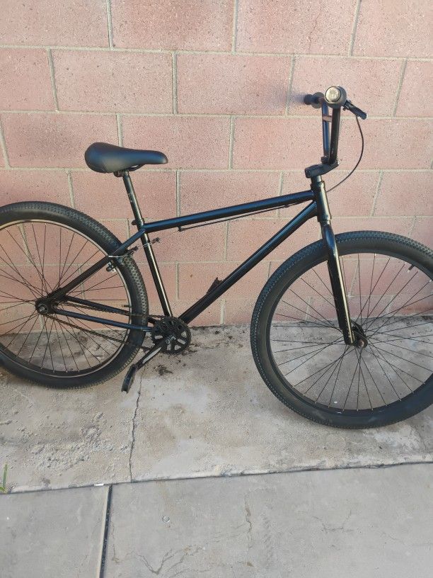 BMX Bike 29 In BMX Crew.$400