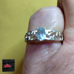 BLUE TOPAZ FILIGREE, OPEN CUT. STERLING RING. (SIZE 8.5 - 9)*MEANING 👇 (R-23477)