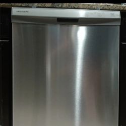 Barely Used Frigidaire Dishwasher W Front Display