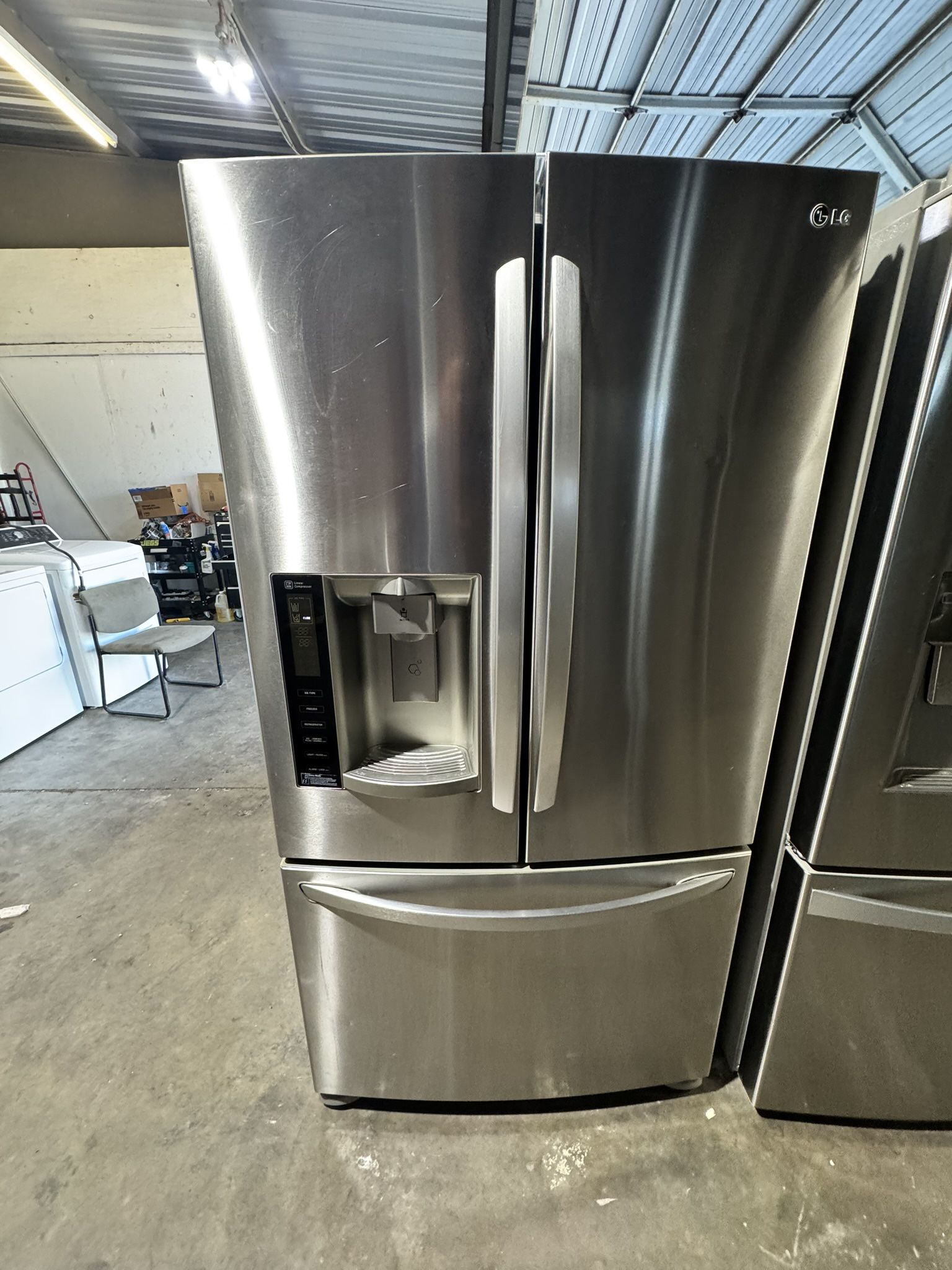 Lg Refrigerator Stainless Steel 36 "width Scratch And Dent