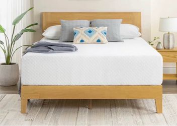 New 13.5” Medium Cooling Gel Memory Foam Queen Mattress