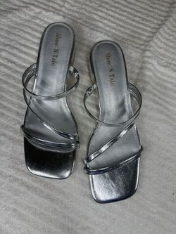 Shoe N’ Tale Strappy Heel