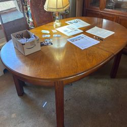 Thomasvile Dining Set With Chairs