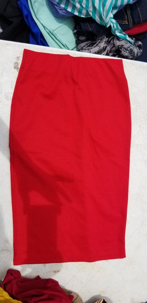 Red Pencil Skirt 🌶️