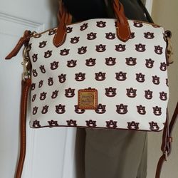 Original Dooney & Bourke  Medium Bag L/N