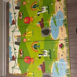 Kids play mat
