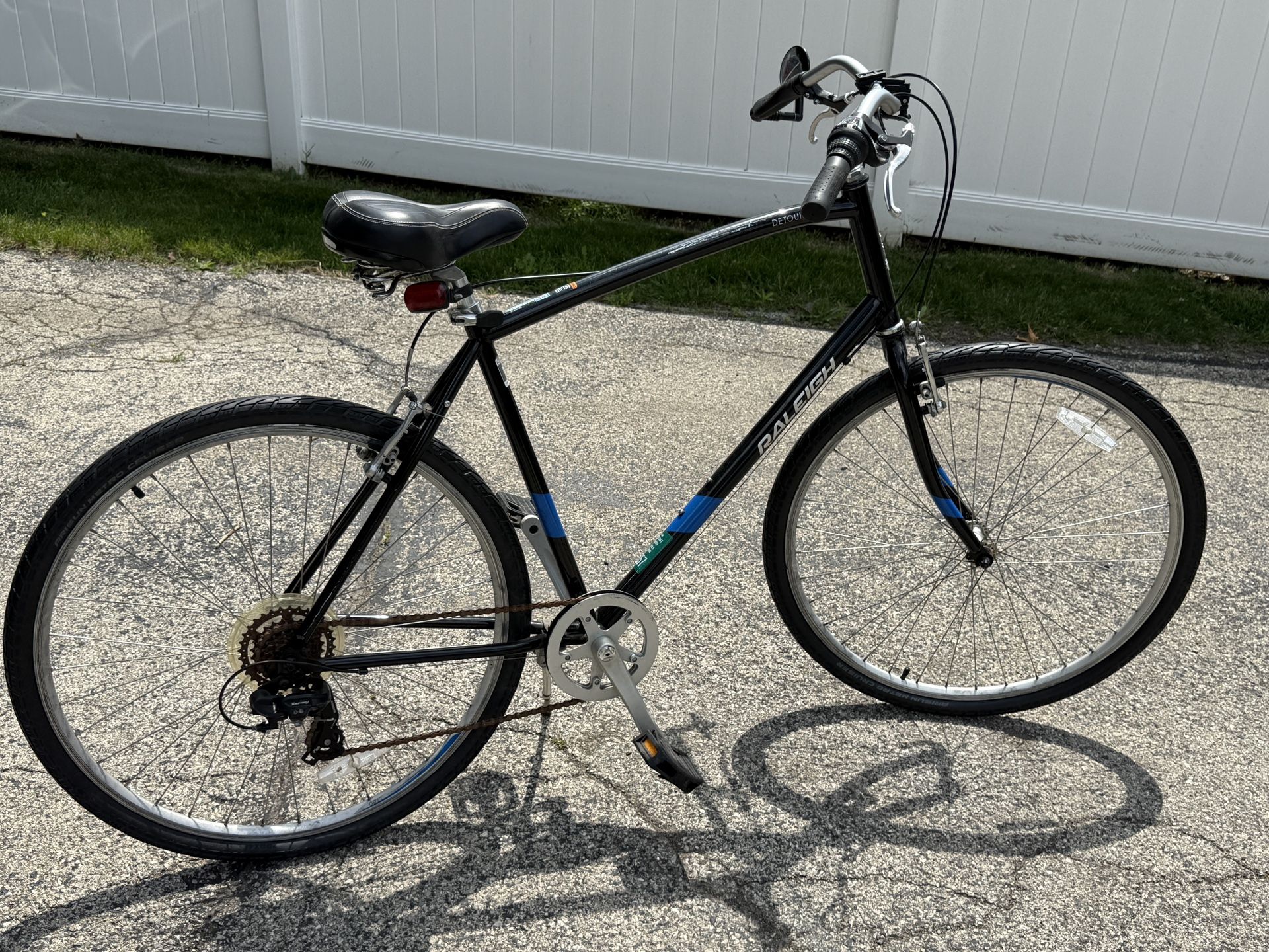XL Raleigh Detour Aluminum Bike 6’0”-6’4”