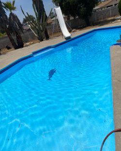 POOL worker
