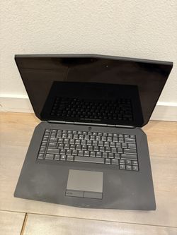 Alienware 15 Gaming Laptop, i7, GTX 980m, Ssd, Win 10