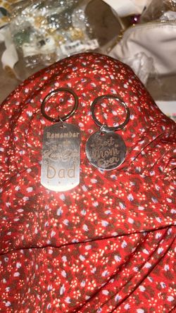 Best mom ever Keychain and remember I love you dad