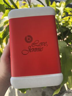 Beats Solo 4 JENNIE Special Edition Ruby Red *BRAND NEW SEALED*