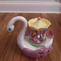 HuiLe Toys Musical Fantasy Swan Paradise
