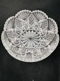 Vintage Pressed Glass Starburst and Diamond Pattern Decorative Serving Bowl