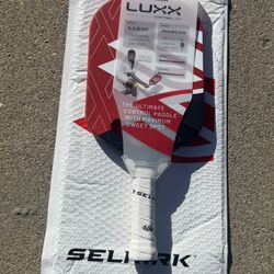 Selkirk Luxx Pickle Ball Paddle (brand new)