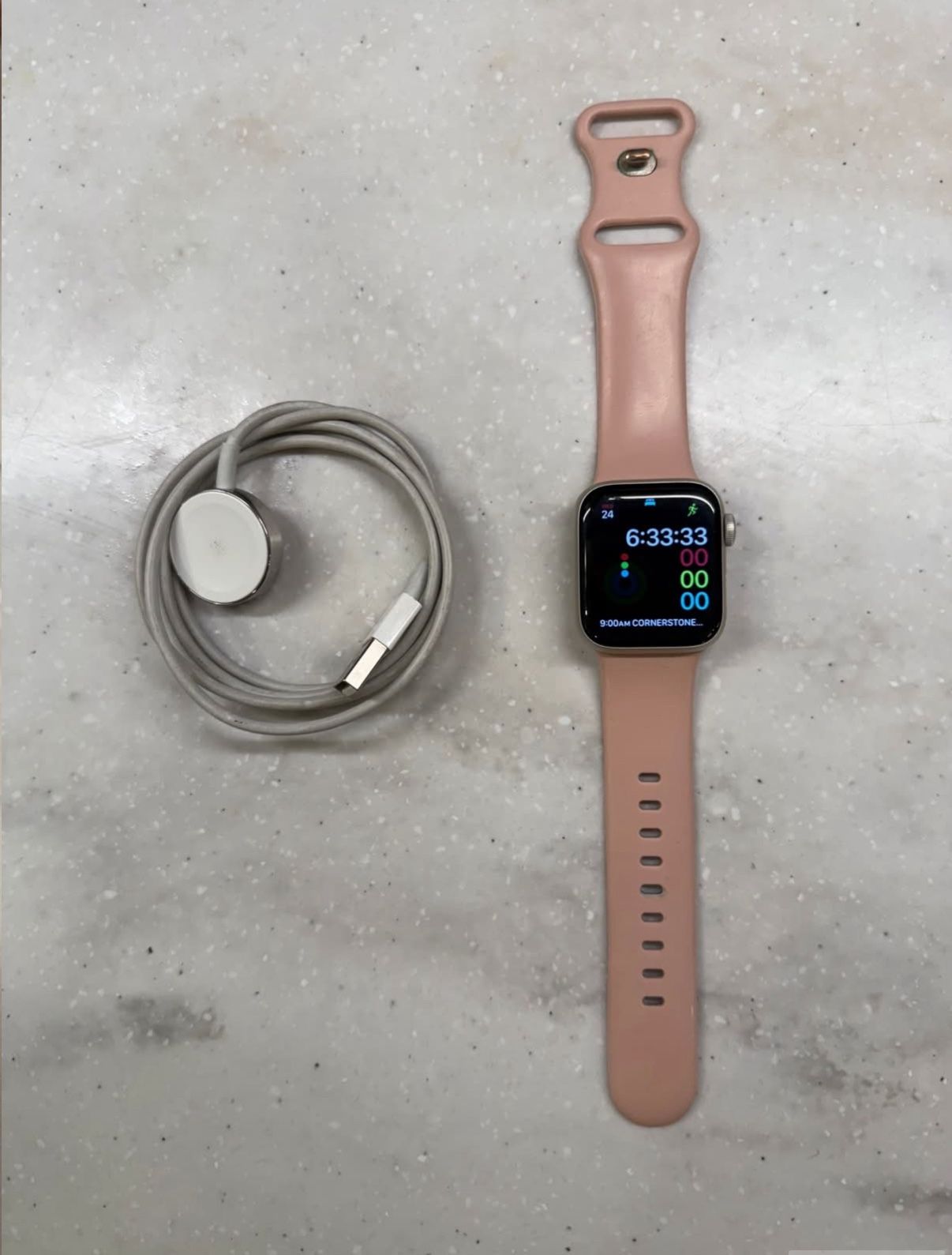 Apple Watch SE 2nd Generation 40mm (GPS)