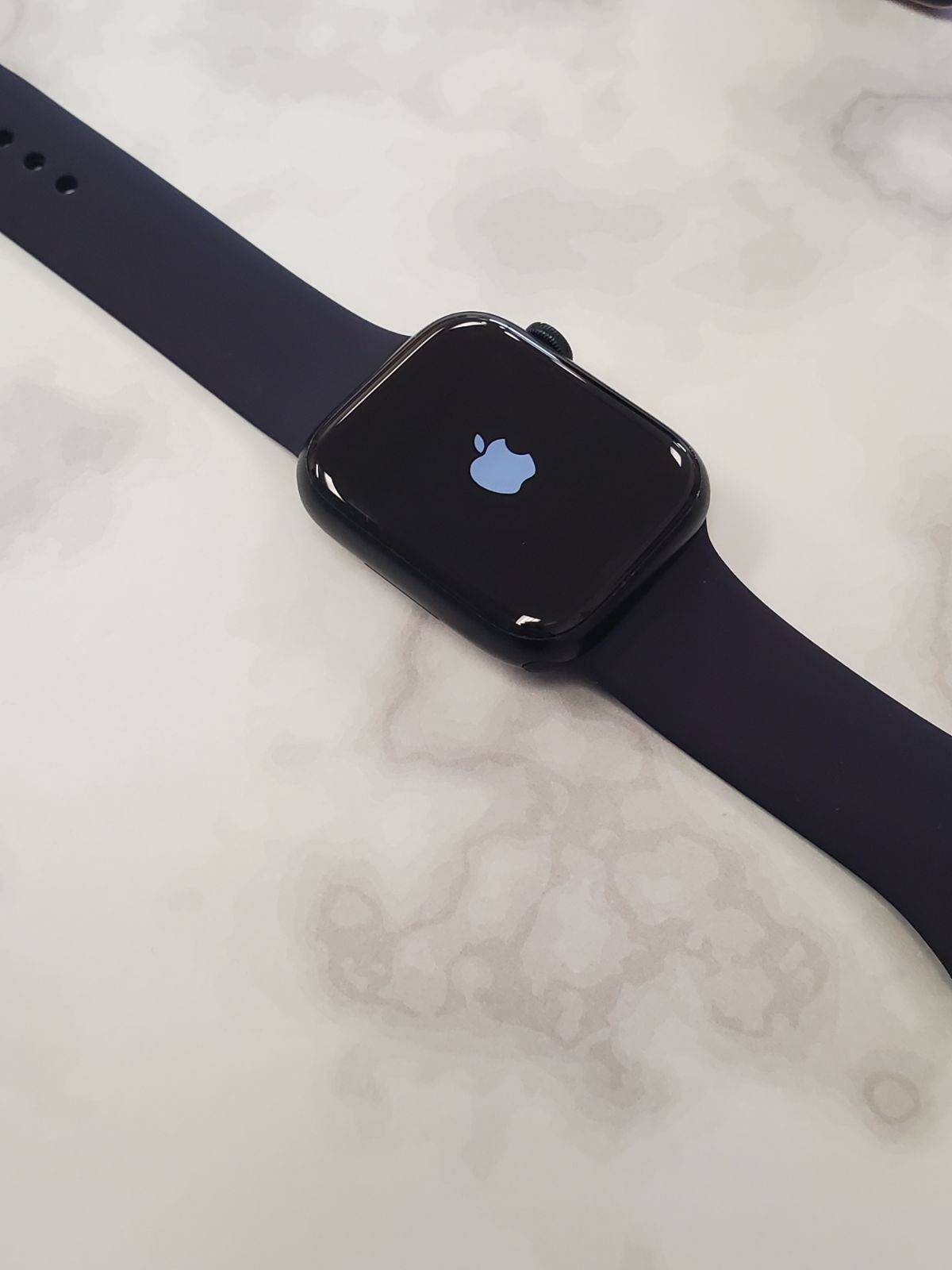 โ Best Value Smartwatch โ Apple Watch SE 2 Starting at $129! Save Big and Take It Home for Just $1