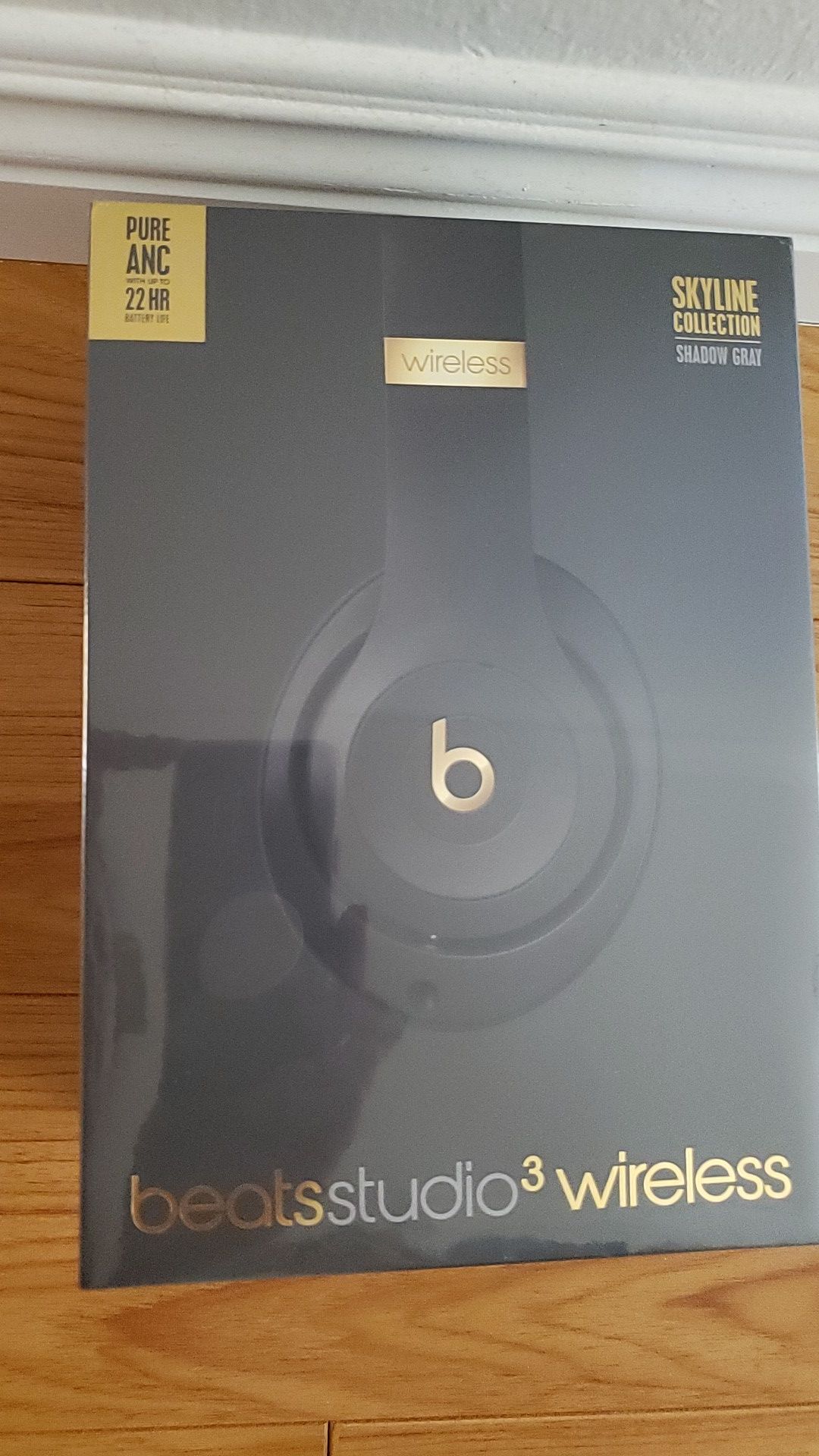 Beats Studio 3 Wireless Headphones with Carry Case