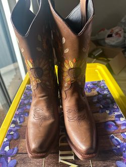 Sunflower western boots