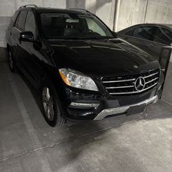 Mercedes ML (contact info removed)(super strong no check engine light