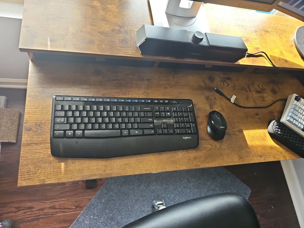 Logitech Keyboard and Mouse Wireless USB