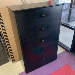 5 DRAWER CHEST PICK UP TODAY 