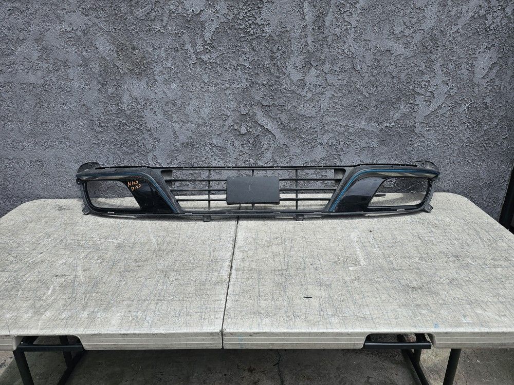 Kia Niro 2017 2018 2019 2020 Front Bumper Lower Grille