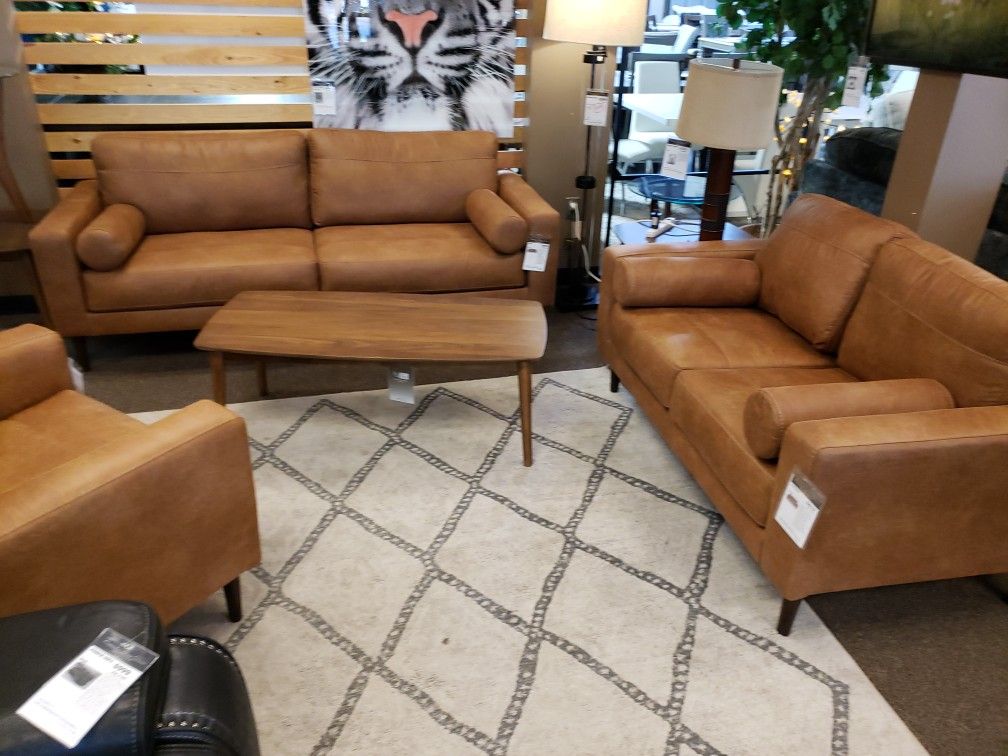 SOFA AND LOVESEAT SET