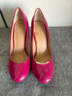 Colin Stuart Hot Pink Patent Leather Pumps
