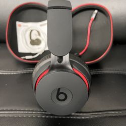 Beats Solo Pro (slightly used open box)