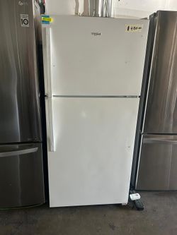 Whirlpool Top Freezer Refrigerator Semi New