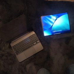 Apple Air Pad And Detached Keyboard 