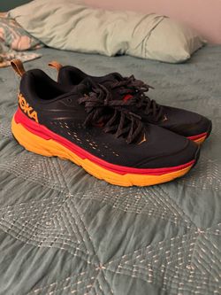 Hoka one one size 11 mens