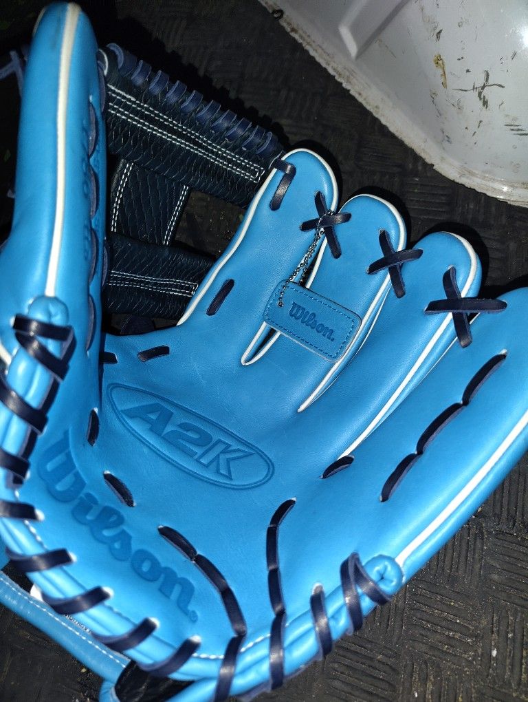 Wilson A2K Royal/Black 11.5" Infield Baseball Glove