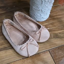 perfect condition pink shoes Gap 6 size